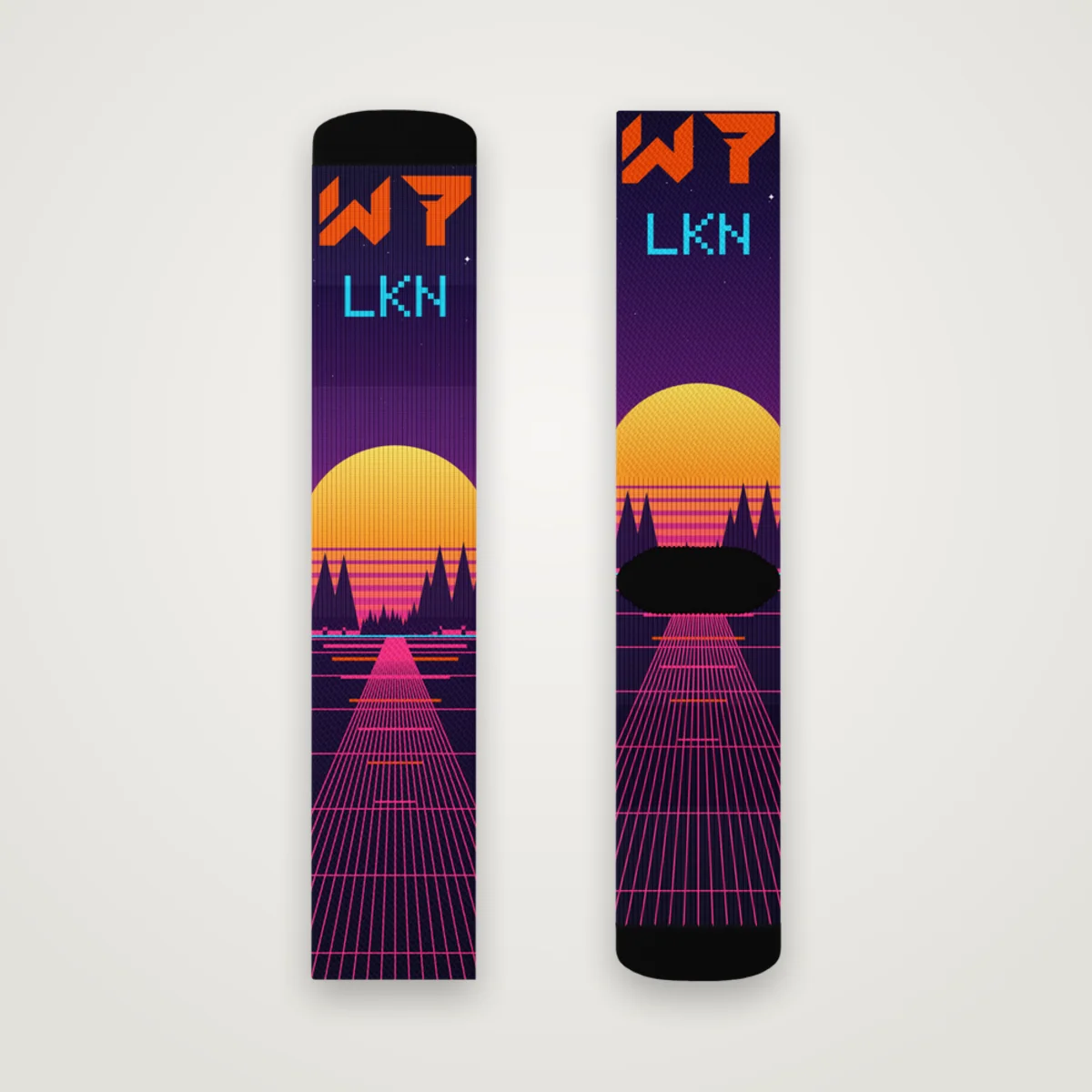 Outrun Lake Socks, White, front